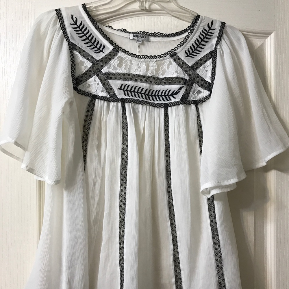NWOT Buffalo David Bitton White Embellished Boho Top